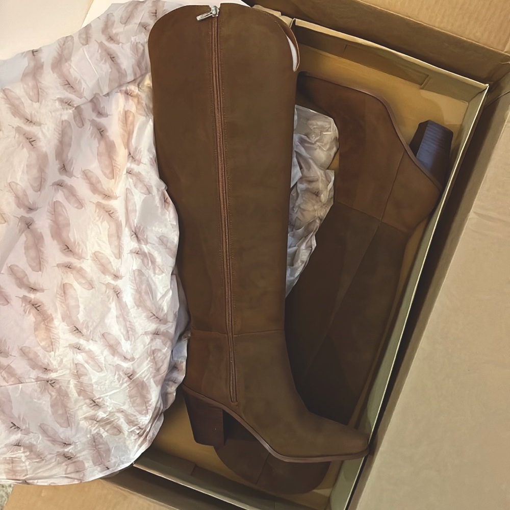 NWT Jessica Simpson Over-The-Knee Suede Brown Boots